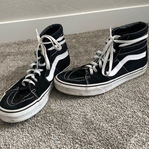 Vans sk8 hi black and white size 9